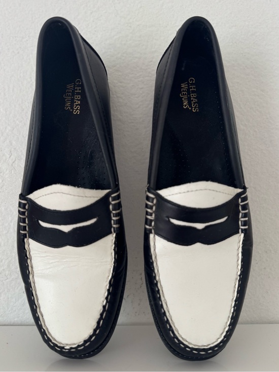 G.H. Bass & Co. Shoes - G.H. Bass & Co. Whitney Easy Weejun Black White Two-Tone Penny Loafers Size 8.5